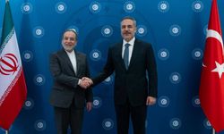 Bakan Fidan, İranlı mevkidaşı Arakçi ile görüştü