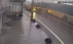 İETT otobüsleri kafa kafaya çarpıştı