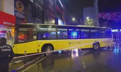 İETT otobüsü binaya çarptı! 6 kişi yaralandı