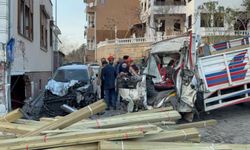 Beykoz kamyon eve çarptı: 2 ölü