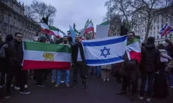 İran'da kirli oyun! Şer odakları aynı karede