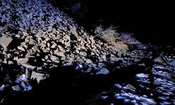 Sinop'ta toprak kayması nedeniyle köy yolları ulaşıma kapandı