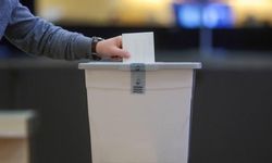 Slovenya'da halk, genel seçim için sandık başında