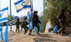 İsrail ordusu, Batı Şeria'da bir okulu tahrip ederek, bölgeye giden yolu kapattı