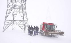 Bakan Bayraktar: Kesintisiz enerji akışı için ekiplerimiz 7/24 sahada