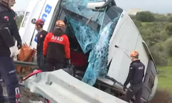 Antalya'da otobüs devrildi: Çok sayıda yaralı var
