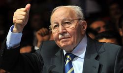 Necmettin Erbakan kabri başında anıldı