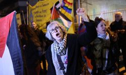 İşgalci İsrail'in Eurovision'a katılımı Atina'da protesto edildi