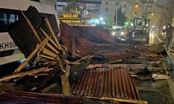 İstanbul'da fırtına hayatı olumsuz etkiledi