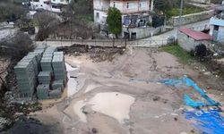 Hatay'da sağanak sele dönüştü