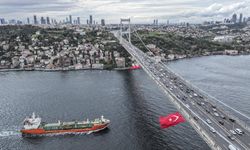 İstanbul Boğazı'ndan geçen yıl 40 bin 172 gemi geçti