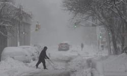 New York'ta polise kar topu yağmuru soruşturması