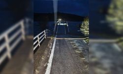 Balıkesir'de kuvvetli yağış nedeniyle köprü çöktü