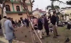 İslamabad'da cuma namazı sırasında patlama: En az 15 kişi hayatını kaybetti