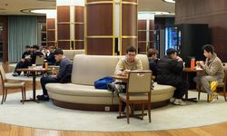 Kütüphanede 'sahur' ikramı