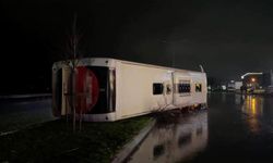 Samsun'da yolcu otobüsü devrildi!