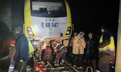 Balıkesir'de yolcu treninin raydan çıktı