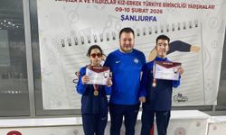 Bir okuldan iki şampiyon