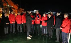 Enerji ve Tabii Kaynaklar Bakanı Bayraktar, Yıldırım Sondaj Gemisi'nde konuştu: