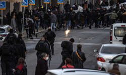 Mescid-i Aksa'da İsrail zulmü! Bayram namazı kılanlara saldırı