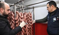 Denetimlerle 700 kilogram sucuk sofralara gelmeden imha edildi