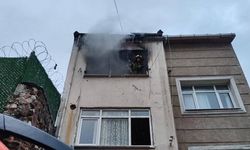 Fatih'te bina yangını: 1 ölü, 5 yaralı