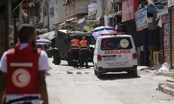 Yahudi teröristler sivilleri araçla ezdi