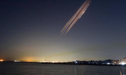 İran’dan Körfez ülkelerine yoğun füze ve İHA saldırıları