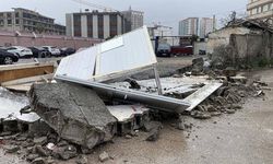 Hatay'ı kuvvetli rüzgar vurdu