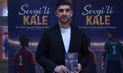 İnegölspor'un kalecisi Bekir Sevgi kitap yazdı