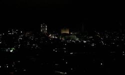 Küba'da ülke geneli tamamen karanlığa gömüldü