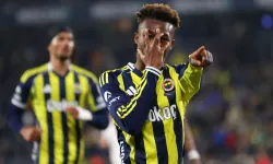 Fenerbahçe yıldızlarıyla Kadıköy'de şov yaptı!