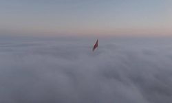 İstanbul'da boğaz sisle kaplandı