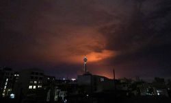 İran medyası: Tahran'da patlama sesleri duyuldu