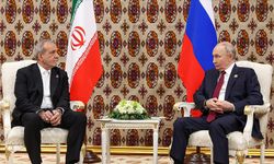 Putin Pezeşkiyan ile görüştü