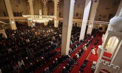 Kadir Gecesi dualarla idrak edildi