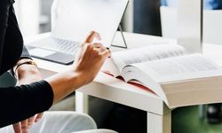 YÖK'ten araştırma görevliliği için yeni doktora sistemi