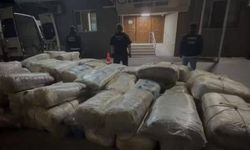 İzmir'de 1 ton 346 kilogram uyuşturucu ele geçirildi
