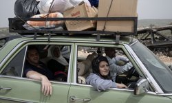 Lübnanlıların evlerine dönüşü sürüyor