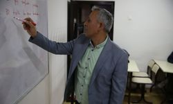 Çalıştığı üniversitede eğitim hayatını sürdürüyor