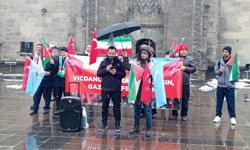 Erzurum'da sağlıkçılar kar altında 126. kez Gazze için yürüdü