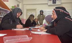 Kadın muhtar sayesinde nineler yıllar sonra okulun yolunu tutuyor