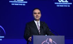 Bakan Kacır, Uluslararası Ekonomi Zirvesi'nde konuştu