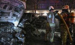 İstanbul'da 14 araç kundaklandı