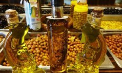 Ayvalık zeytinyağına karekodlu sistem