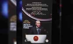 Cumhurbaşkanı Erdoğan'ın ADF'deki konuşması 3 dilde kitaplaştırıldı