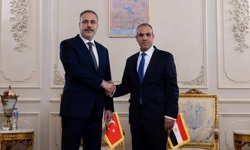 Bakan Fidan Mısırlı mevkidaşı ile görüştü