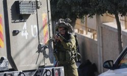 Soykırımcı İsrail Gazze'de bir çocuğu katletti