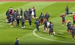 Sırf reklam için... TV8'e milli maç öfkesi