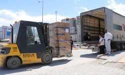 Türkiye'den İran'a tıbbi malzeme yardımı